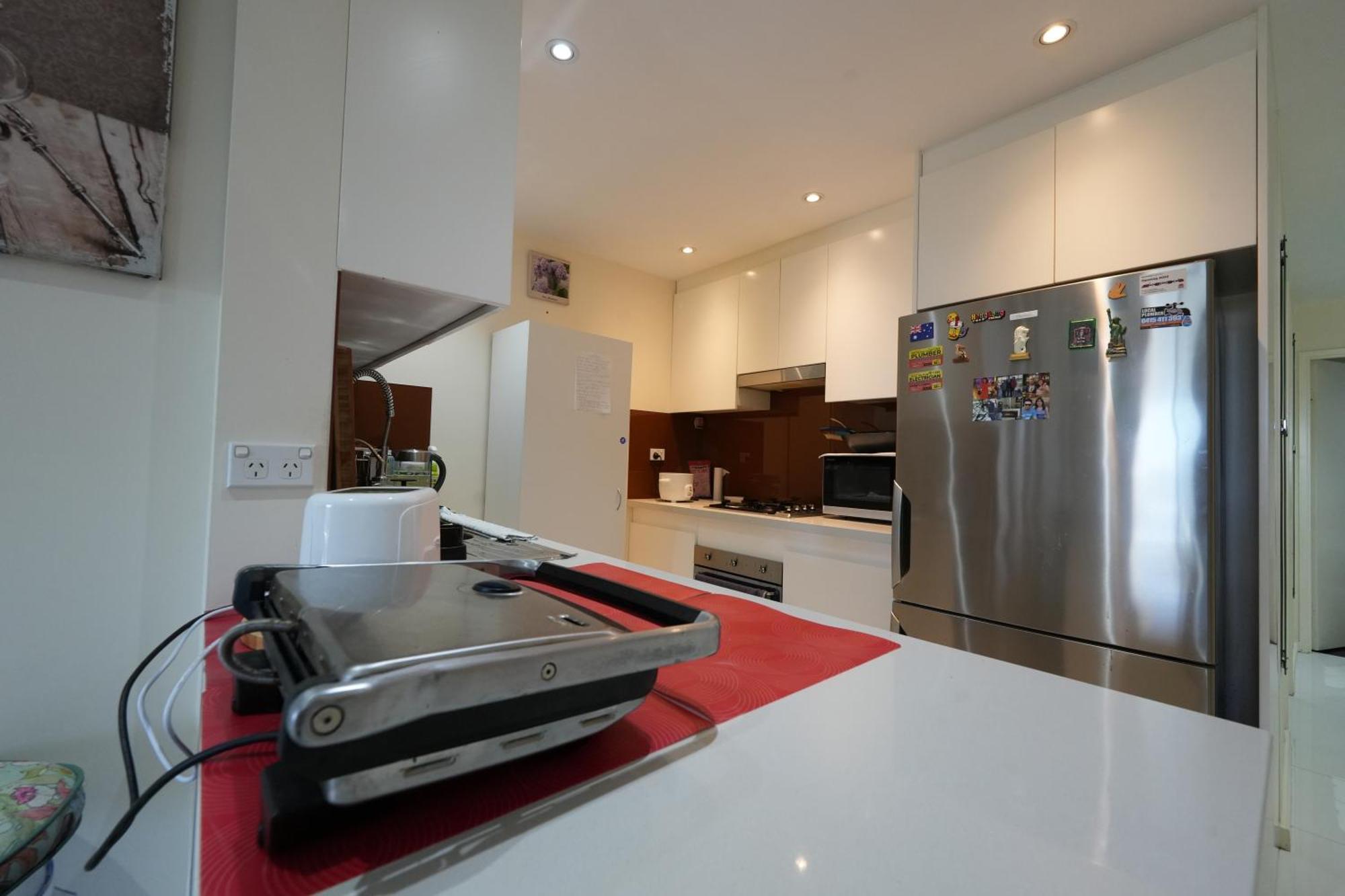 Parramatta Shared Apartment Sydney Room photo